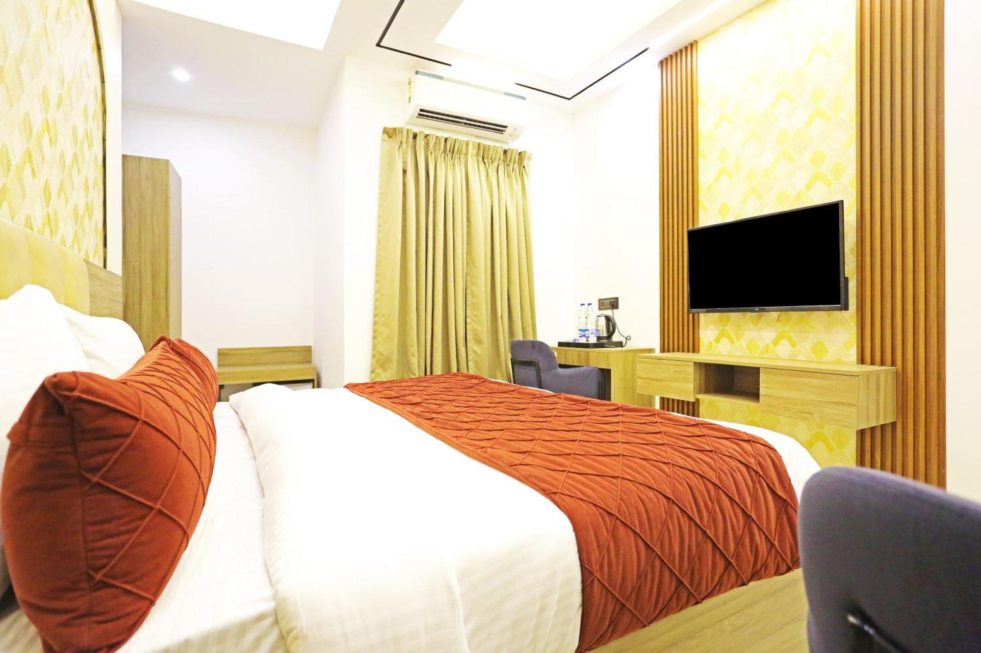 Hotel Hsp Plaza Nueva Delhi Exterior foto
