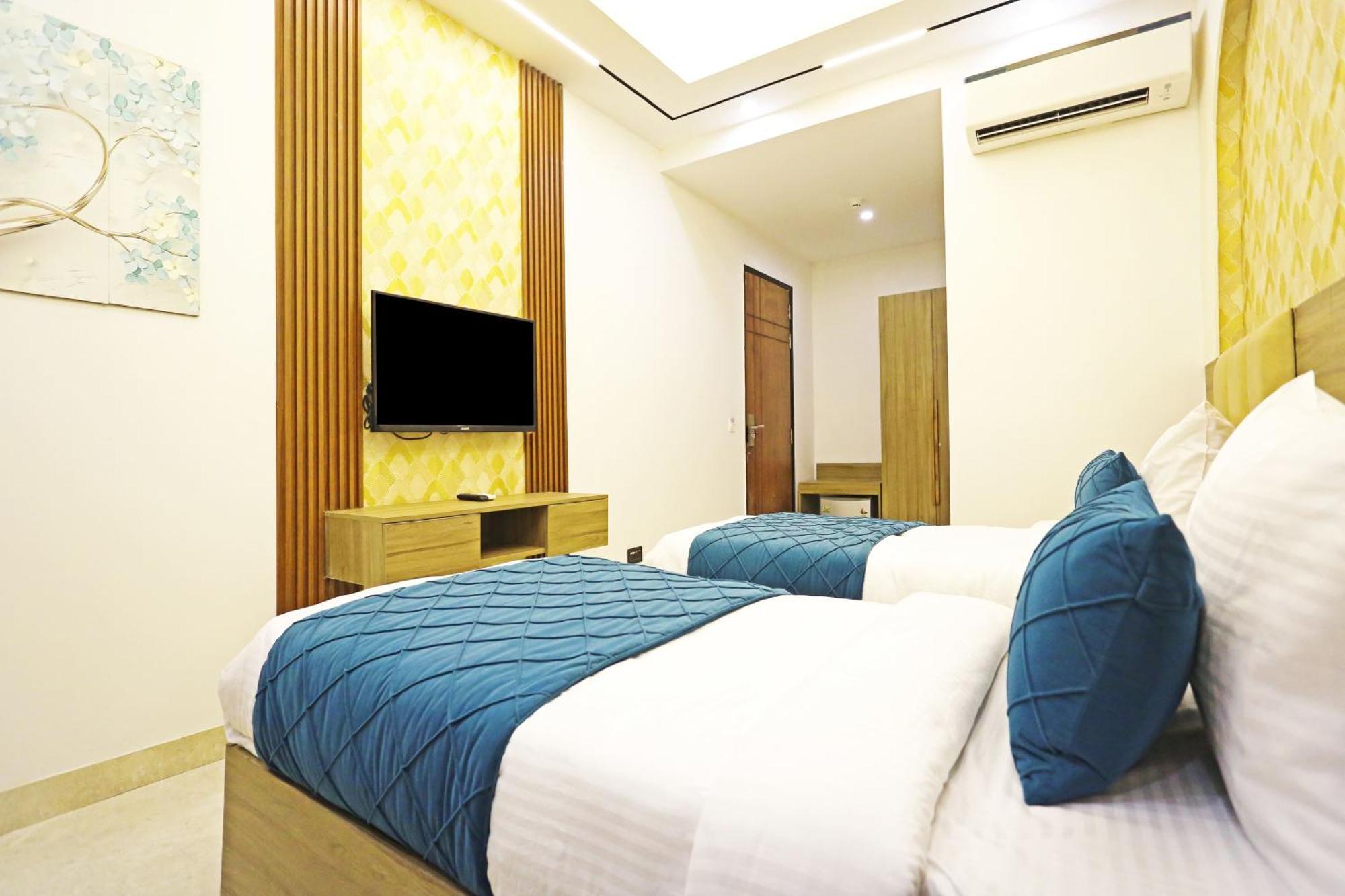 Hotel Hsp Plaza Nueva Delhi Exterior foto