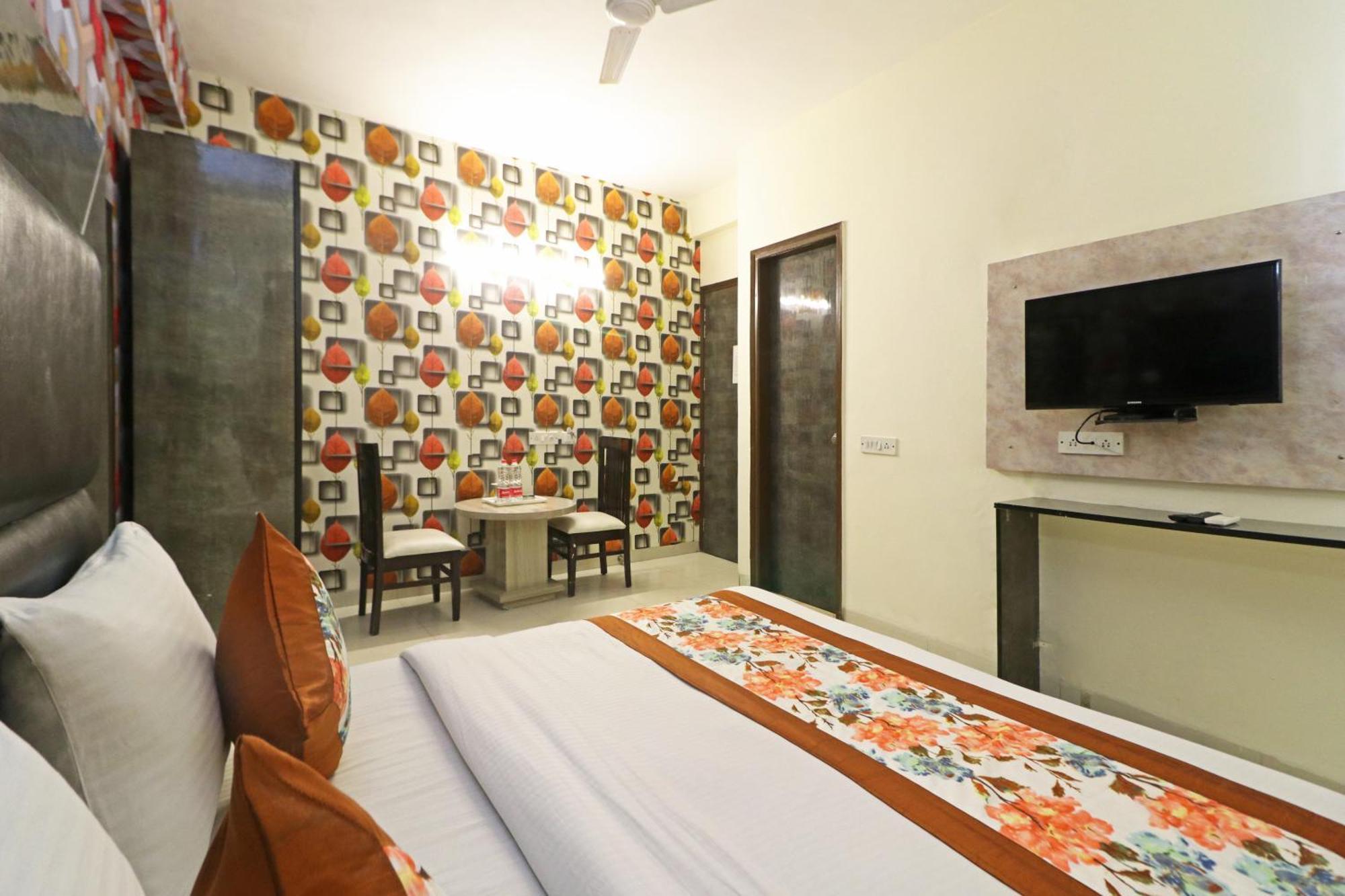 Hotel Hsp Plaza Nueva Delhi Exterior foto