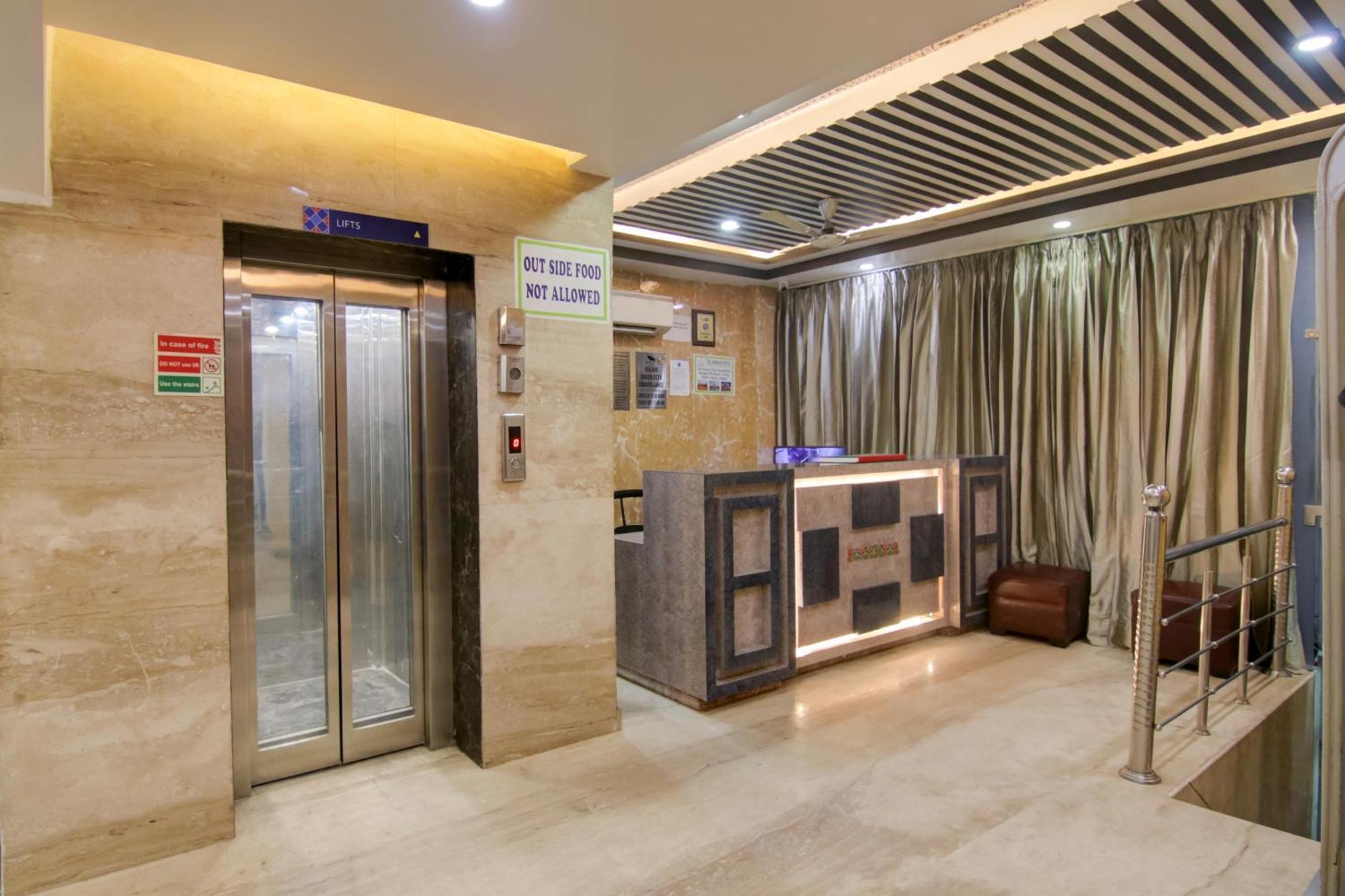 Hotel Hsp Plaza Nueva Delhi Exterior foto
